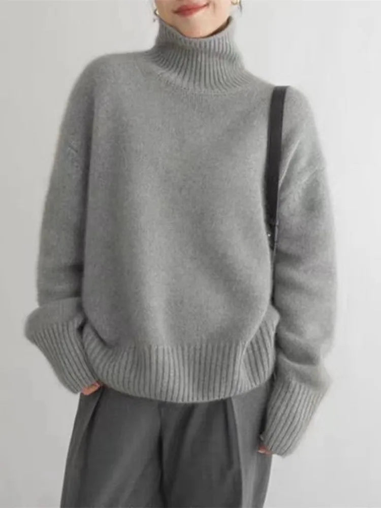 Pull Femme Élégant à Col Montant en Maille Douce – Manches Longues 2